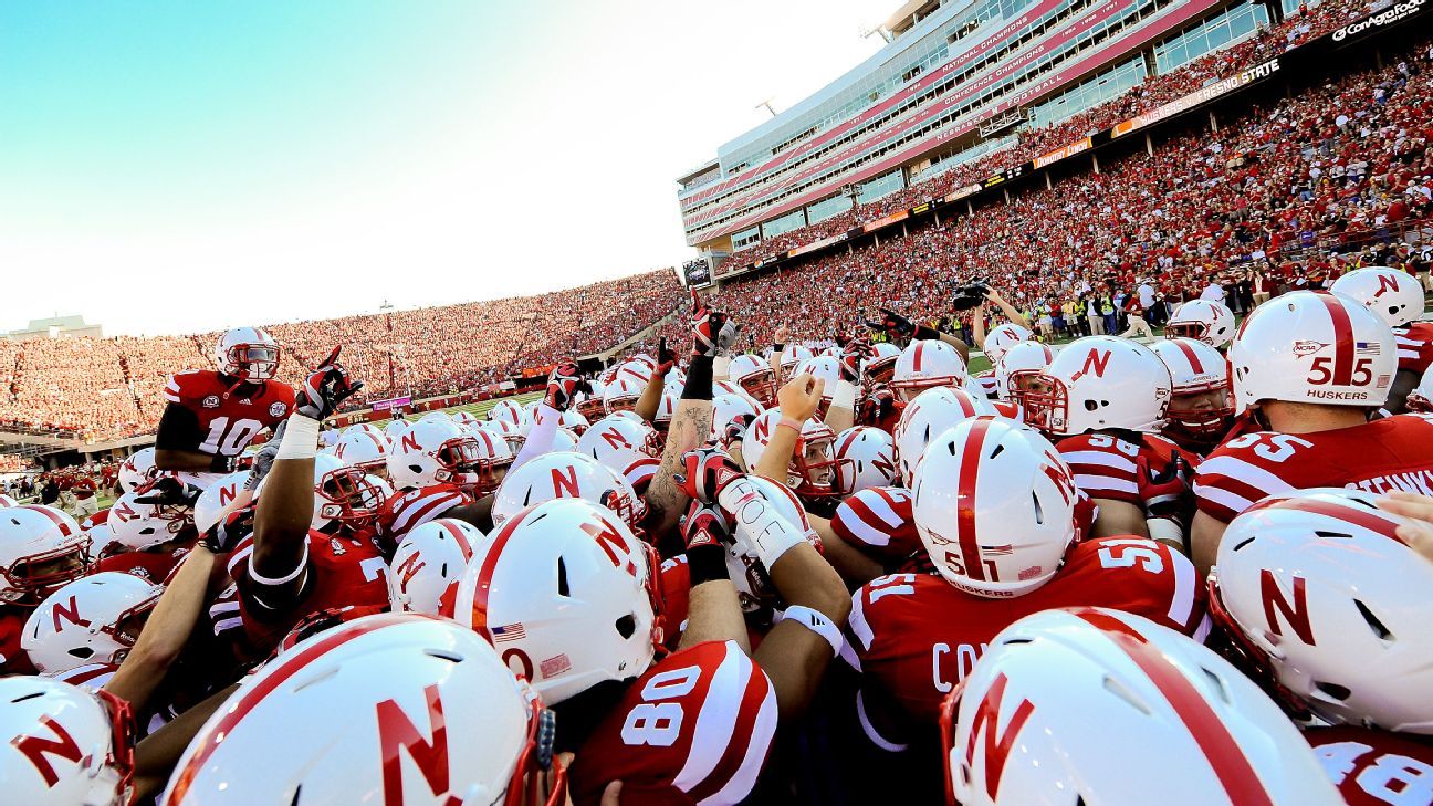 Nebraska Football's 60-Year Sellout Streak Survives a Difficult Season -  All Huskers