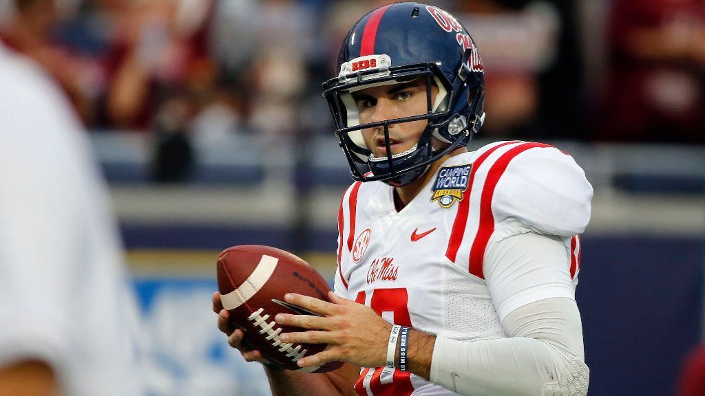 QB Chad Kelly tweaks right wrist during Ole Miss pro day ESPN