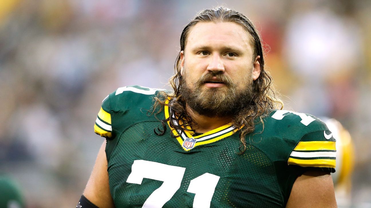 Guard Josh Sitton sends big message by signing with Packers' rivals