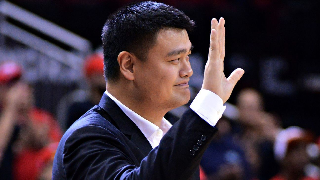 SEE IT: Houston Rockets retire Yao Ming's jersey during halftime
