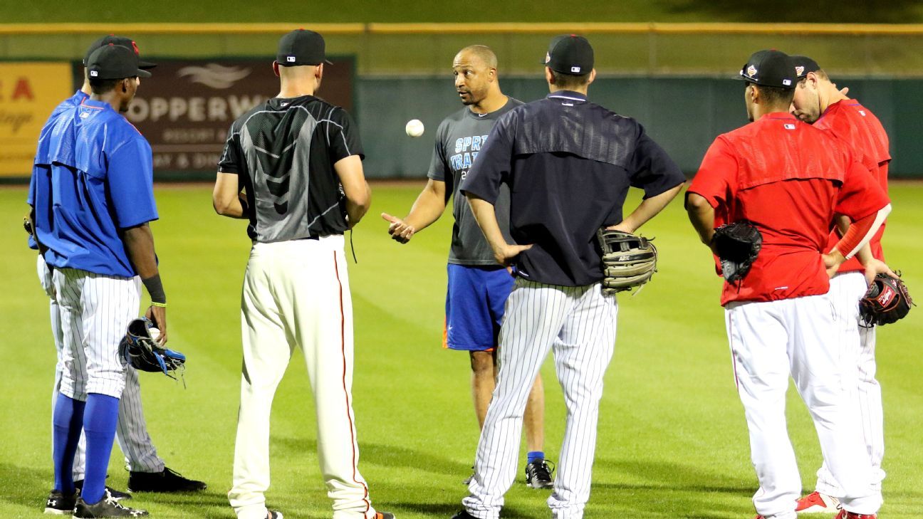 New York Mets firstbase coach Tom Goodwin to make AFL managing debut