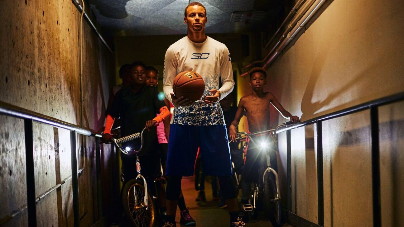 Stephen Curry, Under Armour both under pressure this season - ESPN