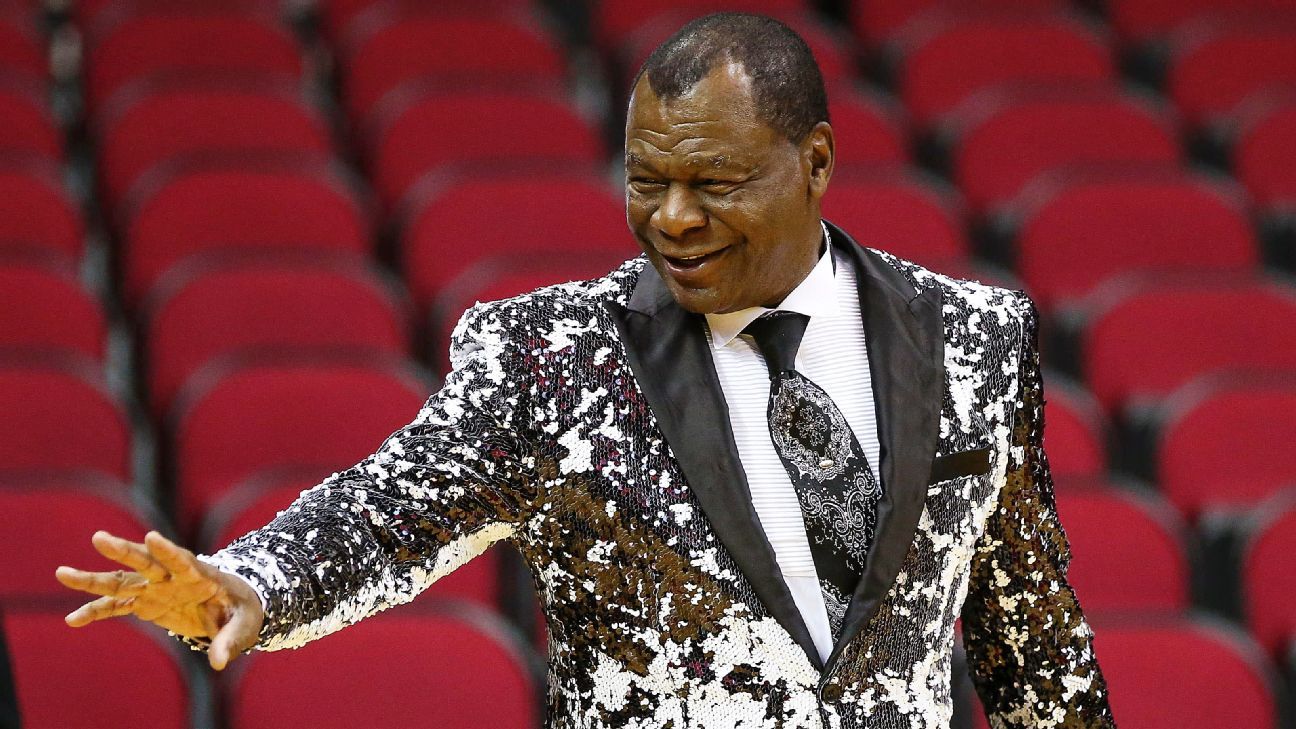 Q&A with Houston Rockets legend Calvin Murphy: Broadcasting his style