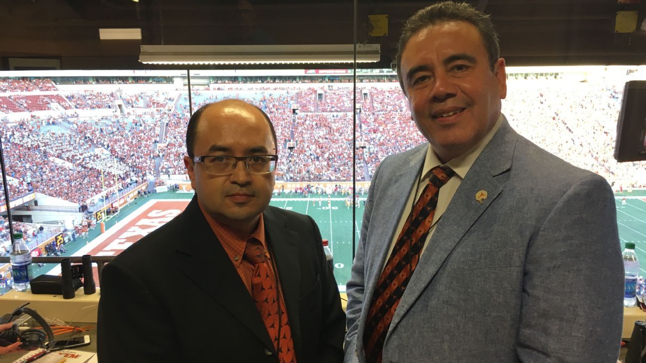 Say hola to Texas Longhorns unique, entertaining Spanishlanguage