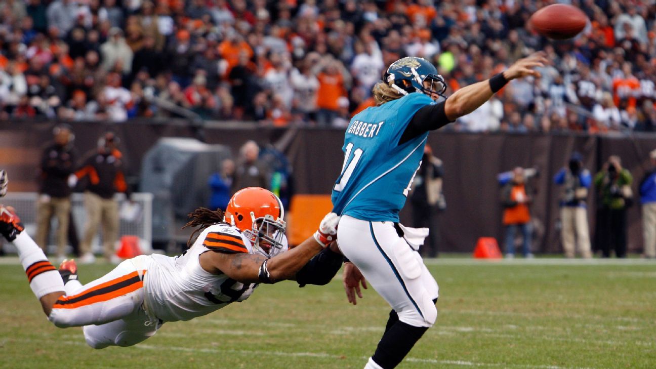 Bengals butt fumble leads to Cowboys defensive touchdown (Video)