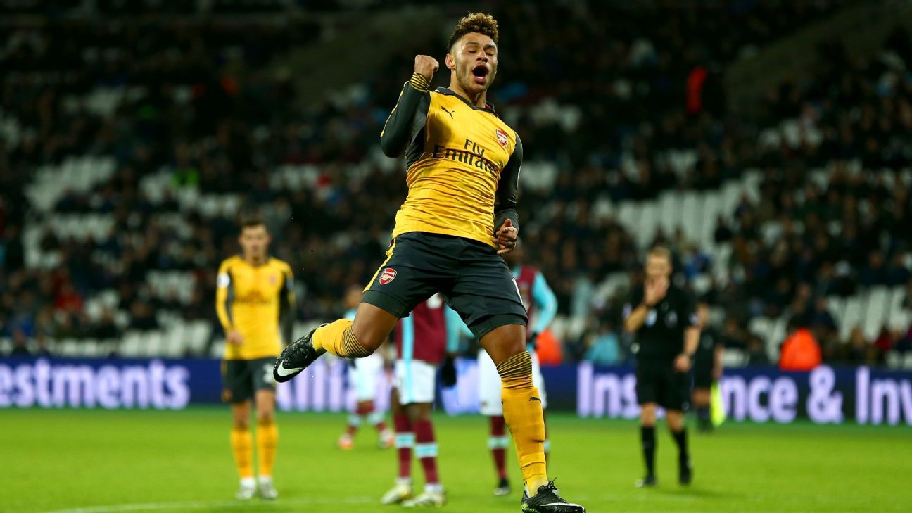 Arsene Wenger hoping Alex Oxlade-Chamberlain remains at Arsenal - ESPN