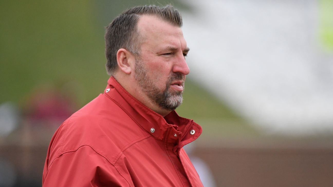 Bielema%2C%20who%20played%20four%20seasons%20at%20Arkansas%2C%20won%20two%20Pac-12%20championship%20rings%20as%20a%20senior%20in%202011%20and%20was%20named%20an%20All-American%20at%20Arkansas.