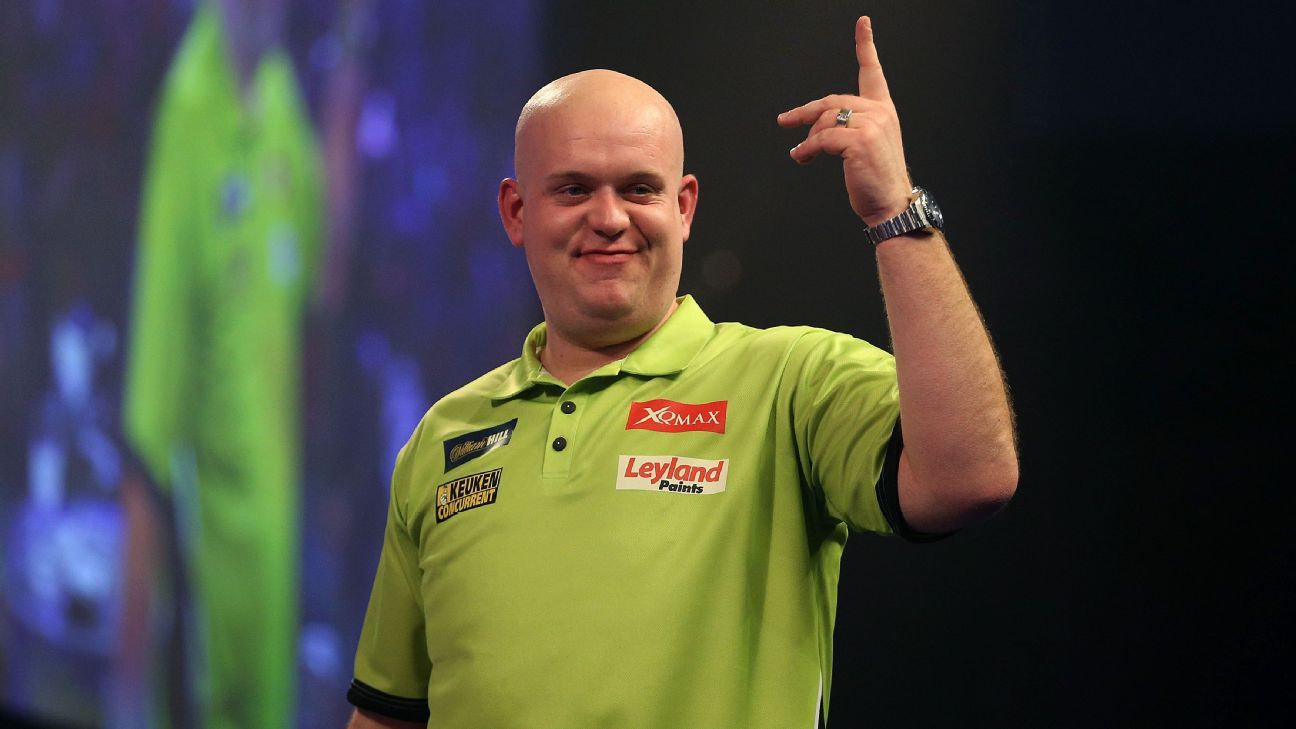 Michael van Gerwen hits form to reach World Darts Championship last
