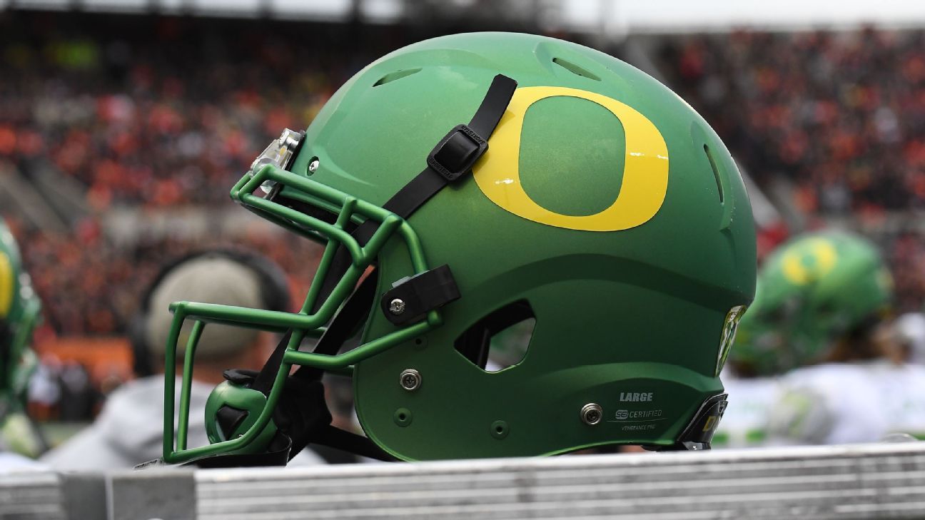Oregon Ducks get commitment from QB Dante Moore, No. 8 college football recruit ..