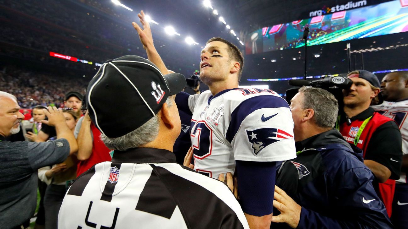 Tom Brady's Super Bowl fumble will be on a billboard in New England