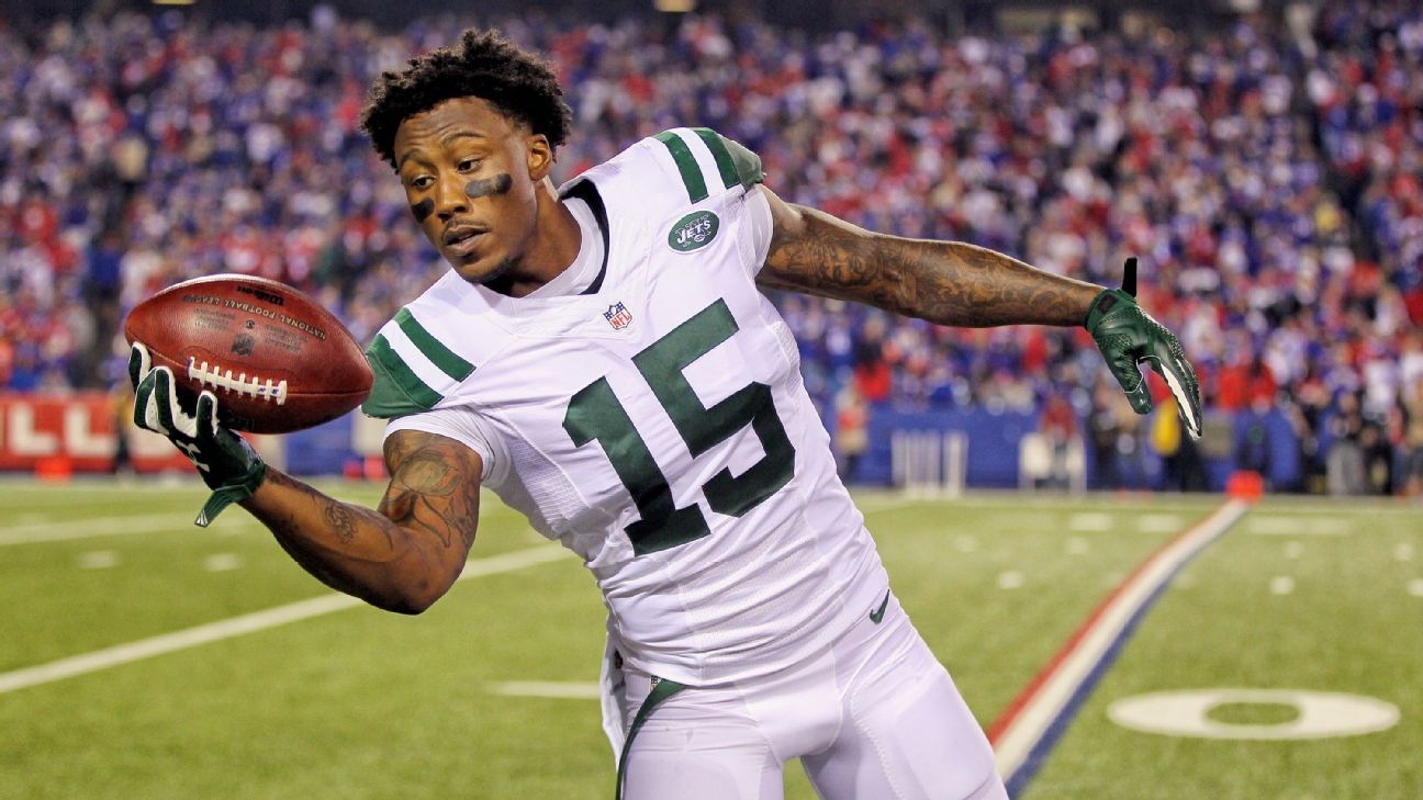 New York Giants sign WR Brandon Marshall to 2-year deal – troyrecord