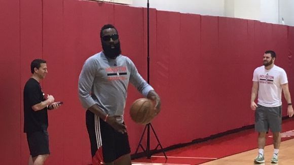 Houston Rockets practice with strobe glasses, new tracking gear - ESPN ...