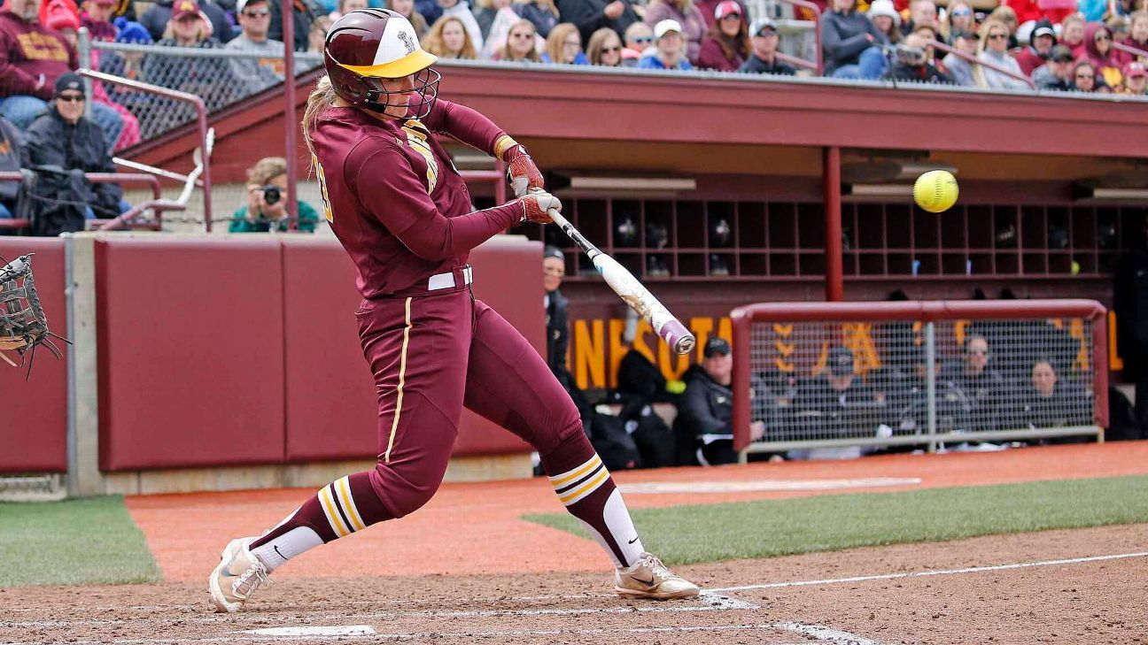 2017 NCAA softball -- Minnesota Golden Gophers freshman Kendyl Lindaman