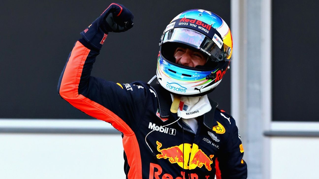 Daniel Ricciardo wins crazy Azerbaijan Grand Prix as Lewis Hamilton ...