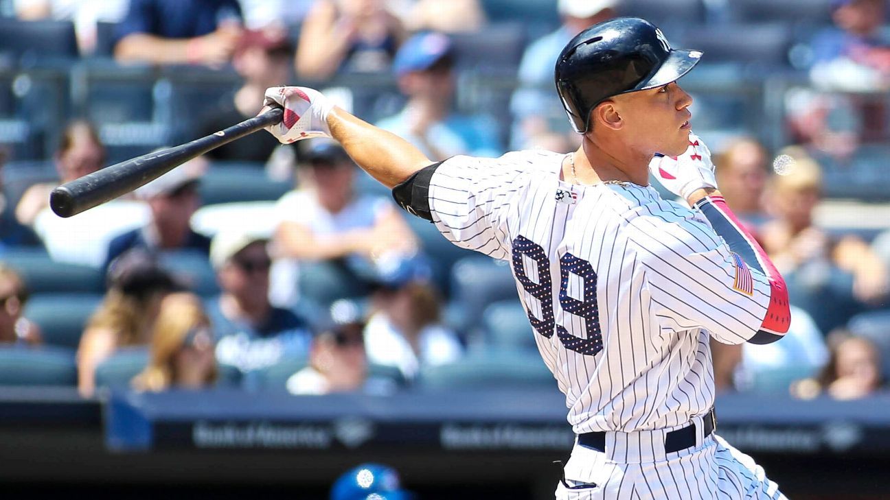 Aaron Judge dents Yankee Stadium door casement with home run - ESPN