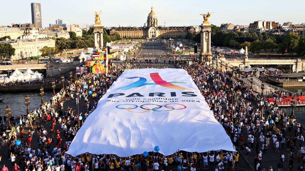 Paris Olympics organizers announce 2024 triathlon course ESPN