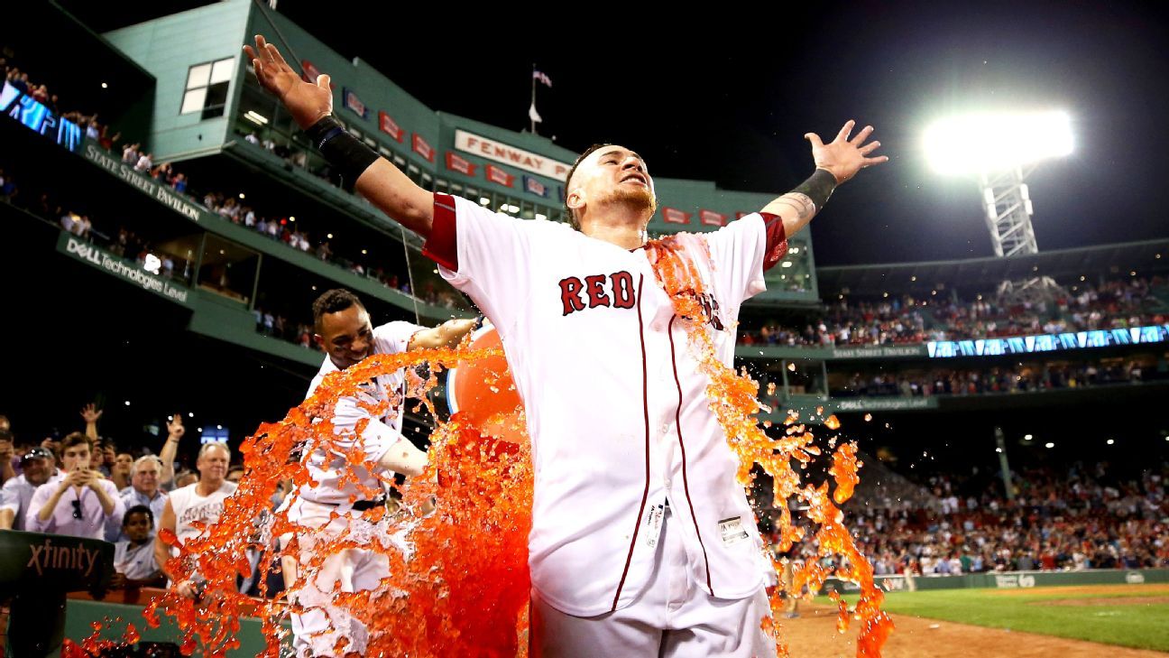 Austin Jackson robs Hanley Ramirez of a home run at Fenway