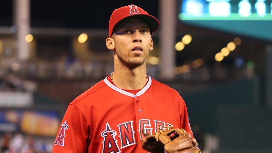 Angels' Andrelton Simmons opts out as Los Angeles' season draws