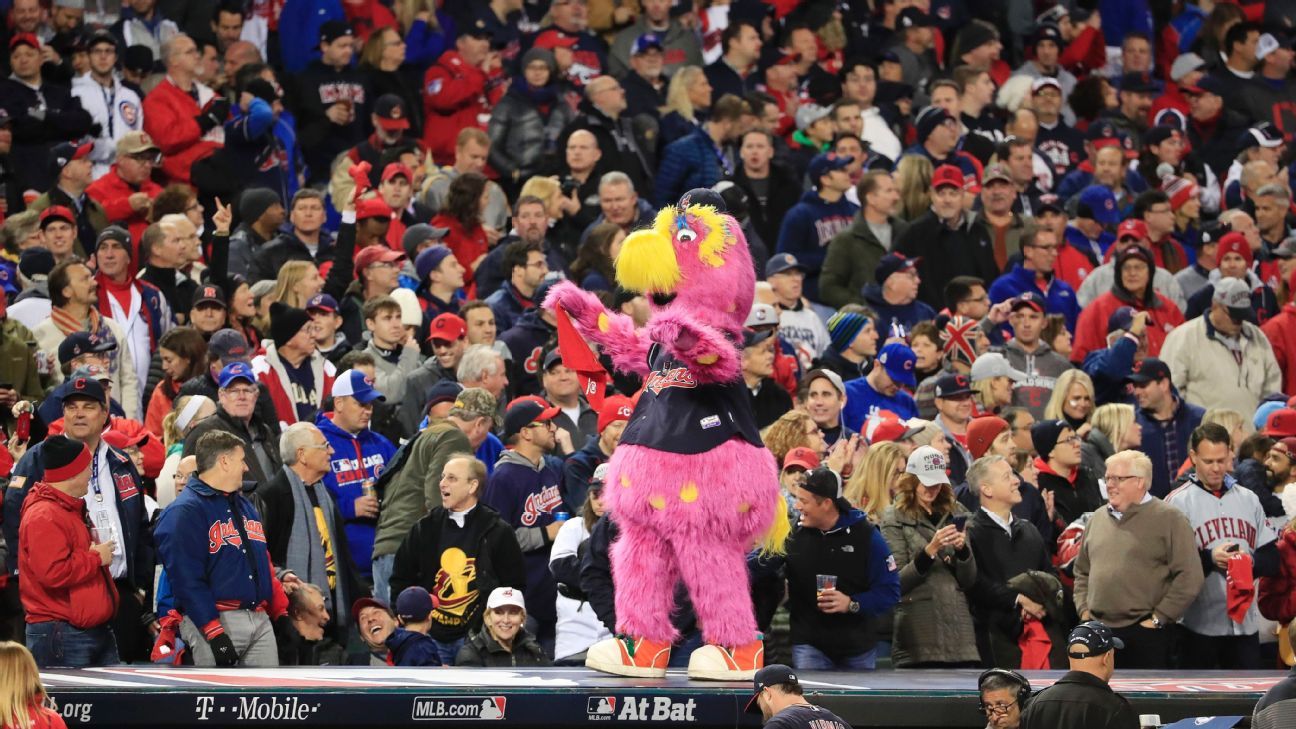 SportsNation Cleveland Indians' mascot Slider gives fans the perfect