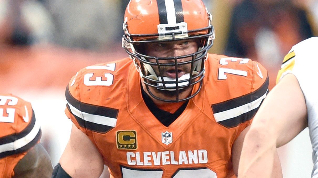 Cleveland Browns' Tackle Joe Thomas Tears Triceps, Likely Done For Season -  Daily Norseman