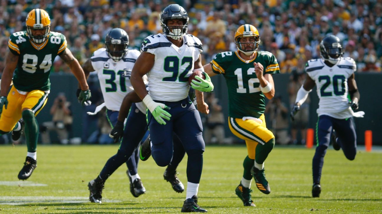 Out of 5,294 passes, Aaron Rodgers has (still) thrown just one picksix