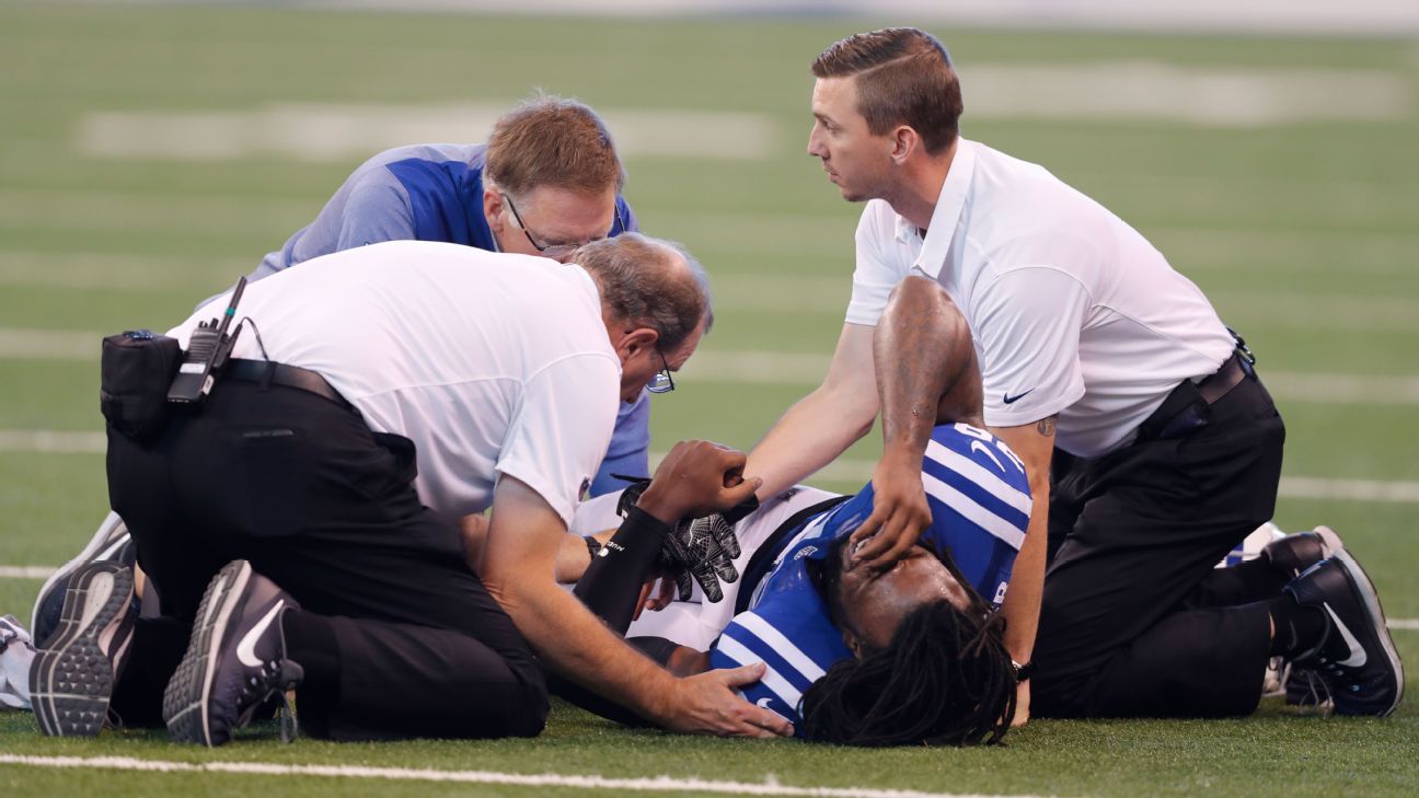 Indianapolis Colts lose rookie safety Malik Hooker to season-ending knee  injury - ESPN