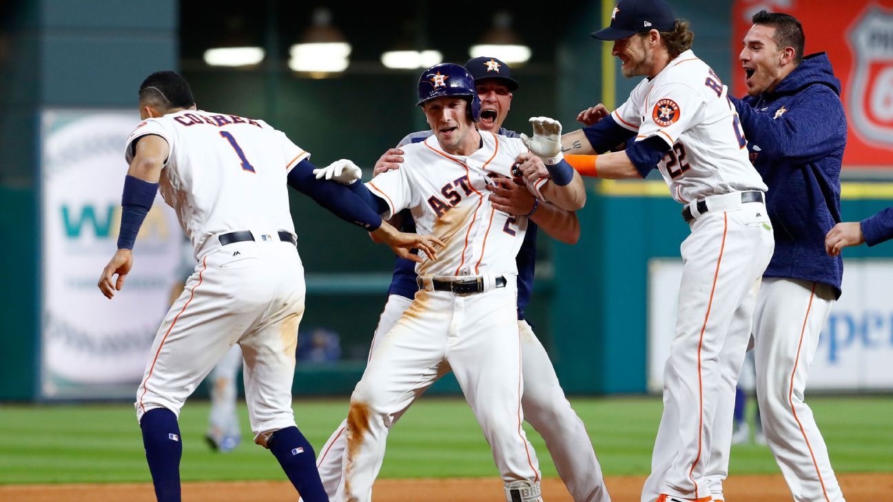 Astros' Carlos Correa calls shot before walk-off homer in Game 5