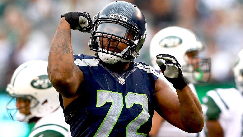 Seahawks, Michael Bennett reach 3-year contract extension