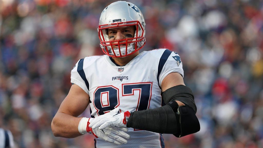 Fantasy football How to replace Rob Gronkowski while he serves his suspension in Week 14 ESPN
