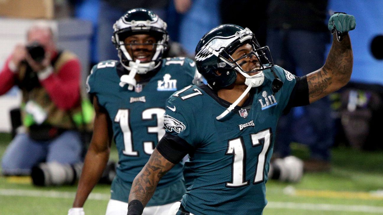 Source -- Eagles lose WR Alshon Jeffery for season due to foot injury - ESPN