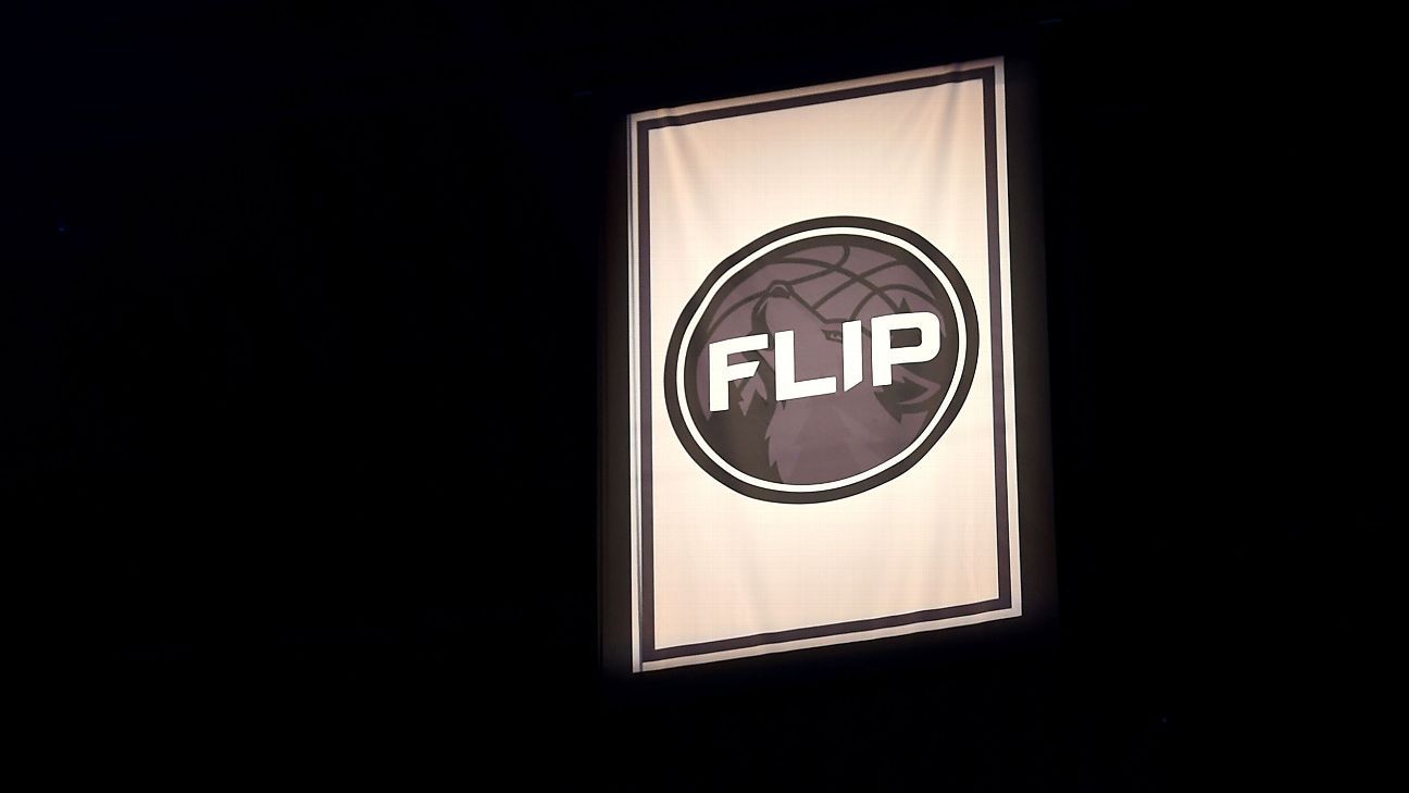 Minnesota Timberwolves unveiling Flip Saunders warm-up shirts - ESPN