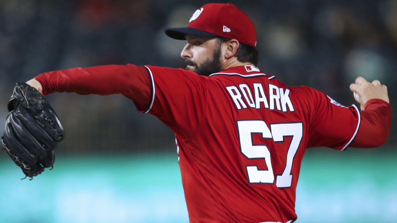 Reds beef up rotation, acquire Tanner Roark in trade with Nationals