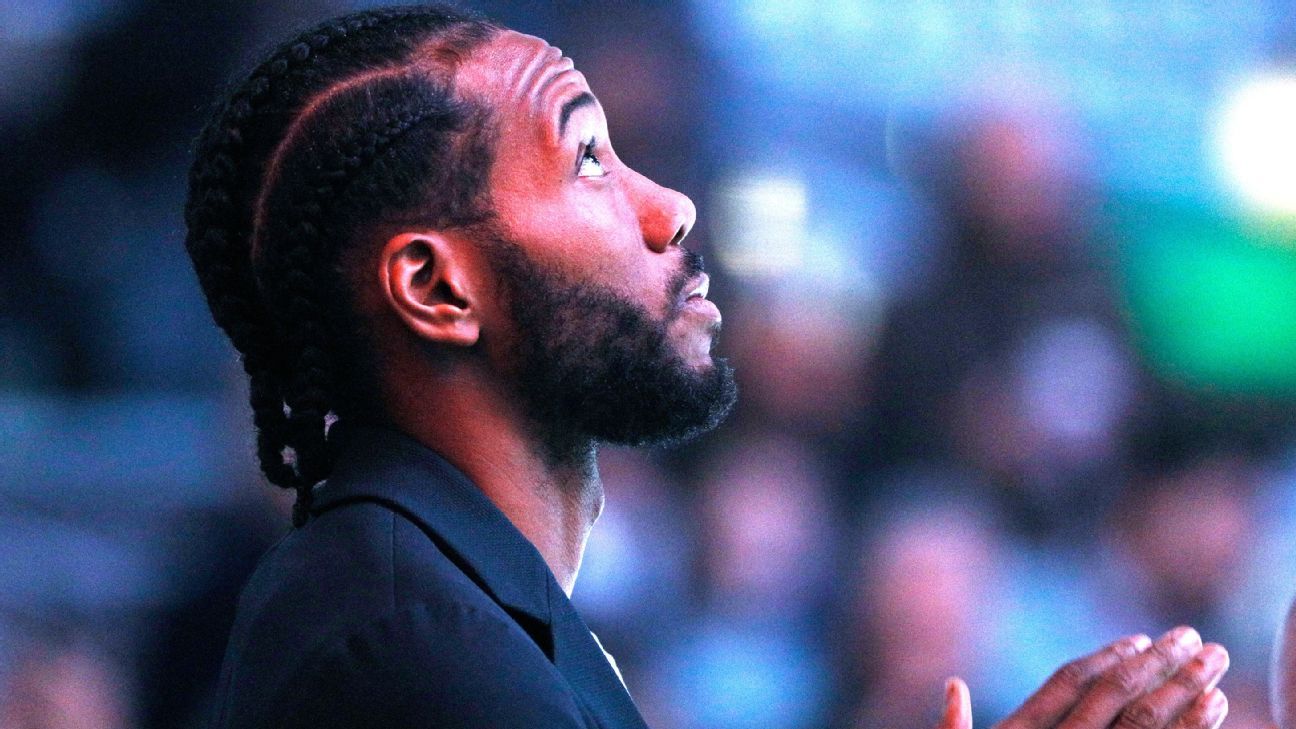 Kawhi Leonard to re-sign with Spurs for more than $90 million, per report 