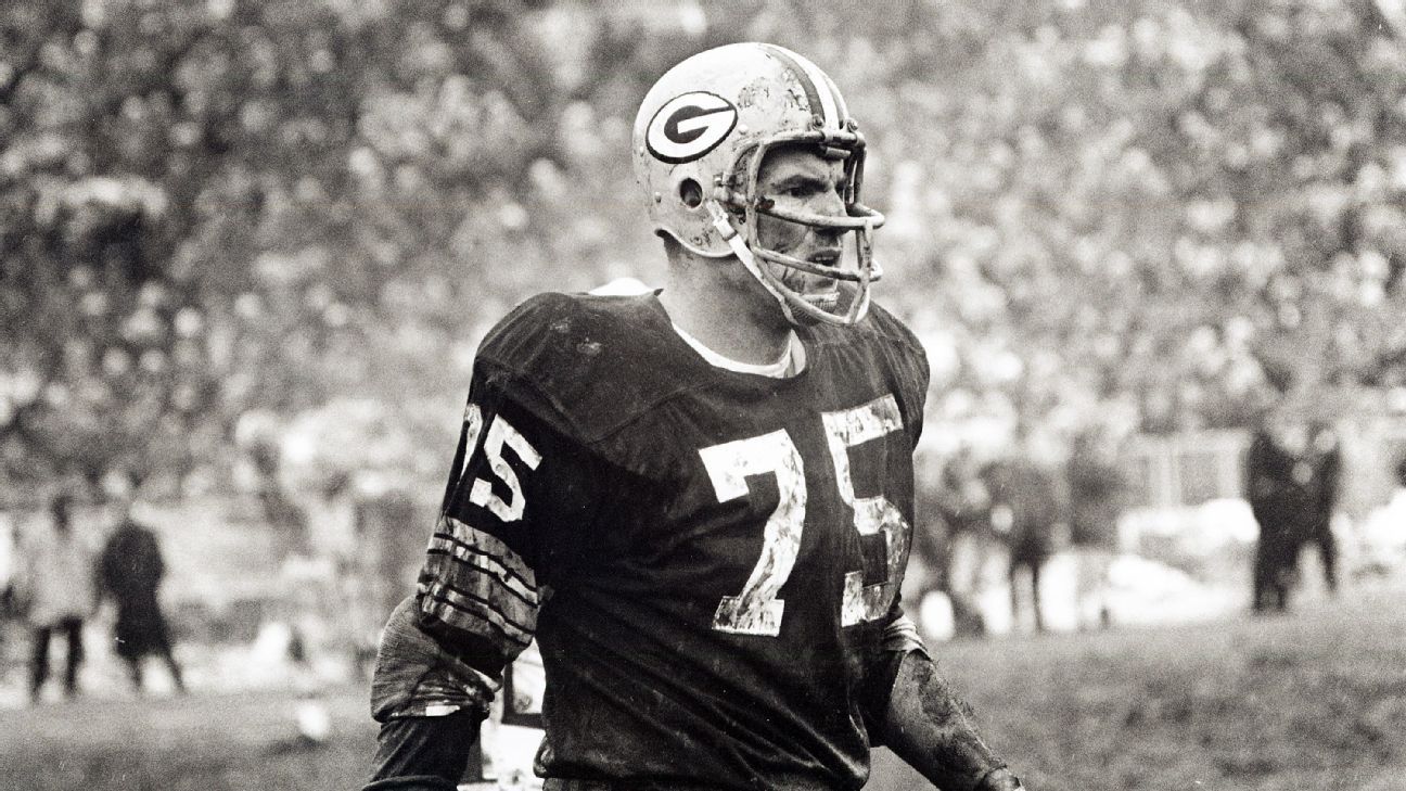 Pro Football Hall of Famer, former Browns coach Forrest Gregg dies