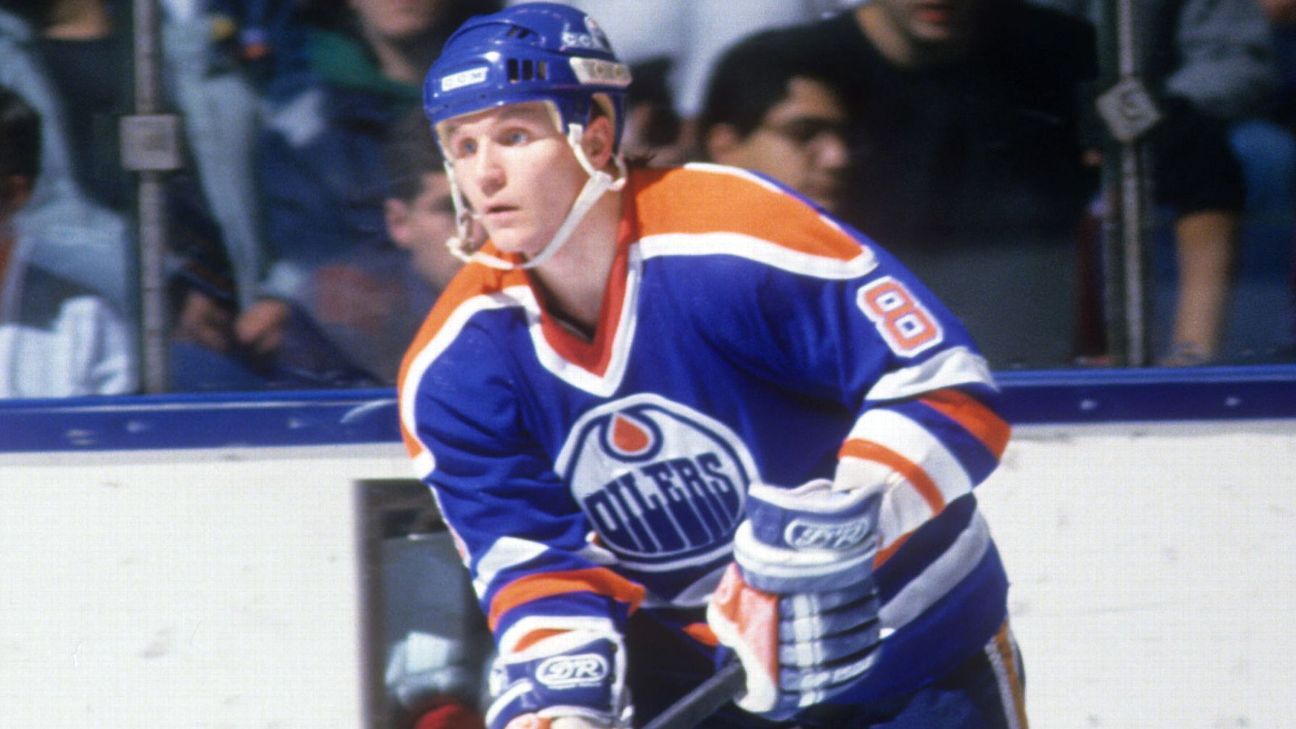 NHL How Wayne Gretzky trade made John Miner famous for the rest of