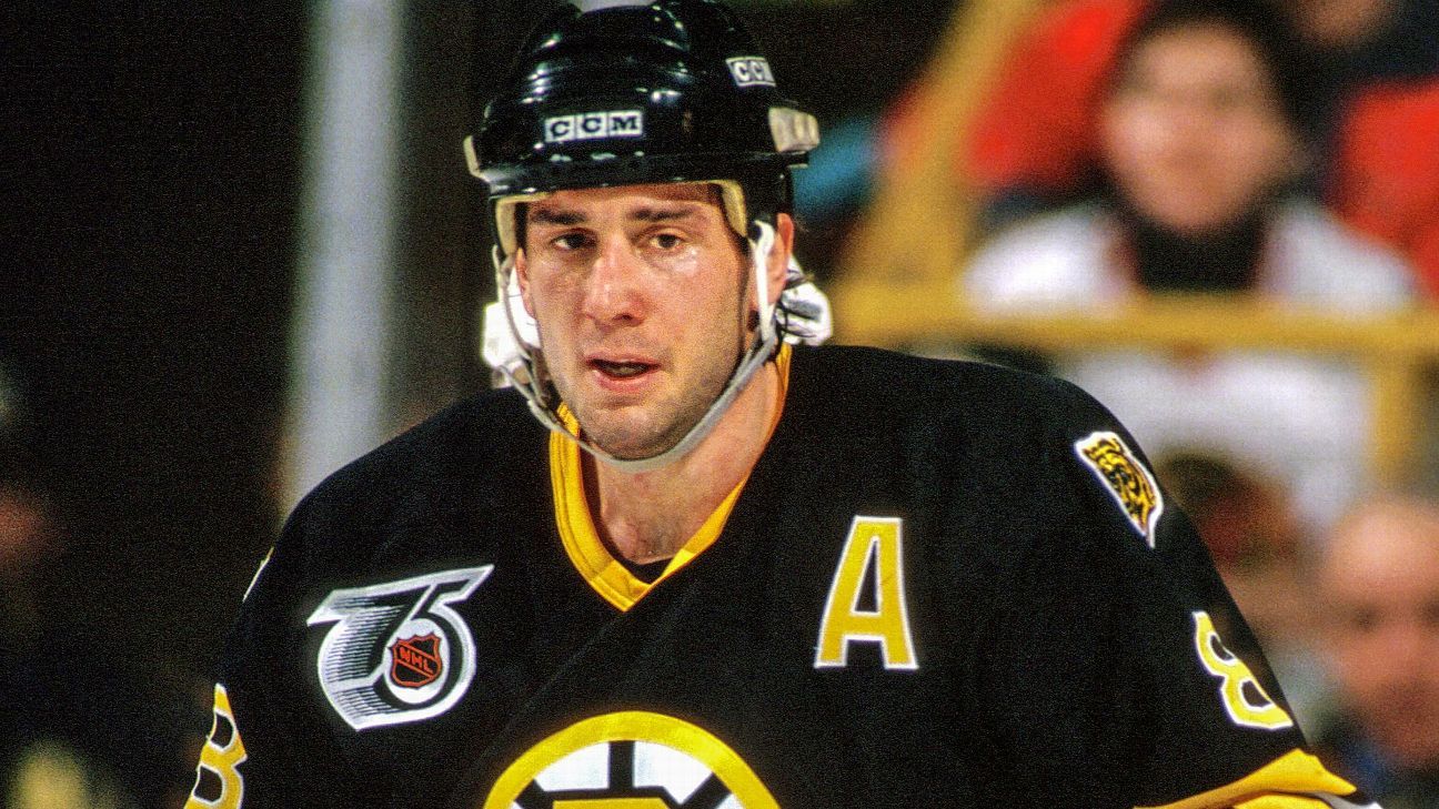80's Ray Bourque Boston Bruins CCM NHL Jersey Size Medium/Large
