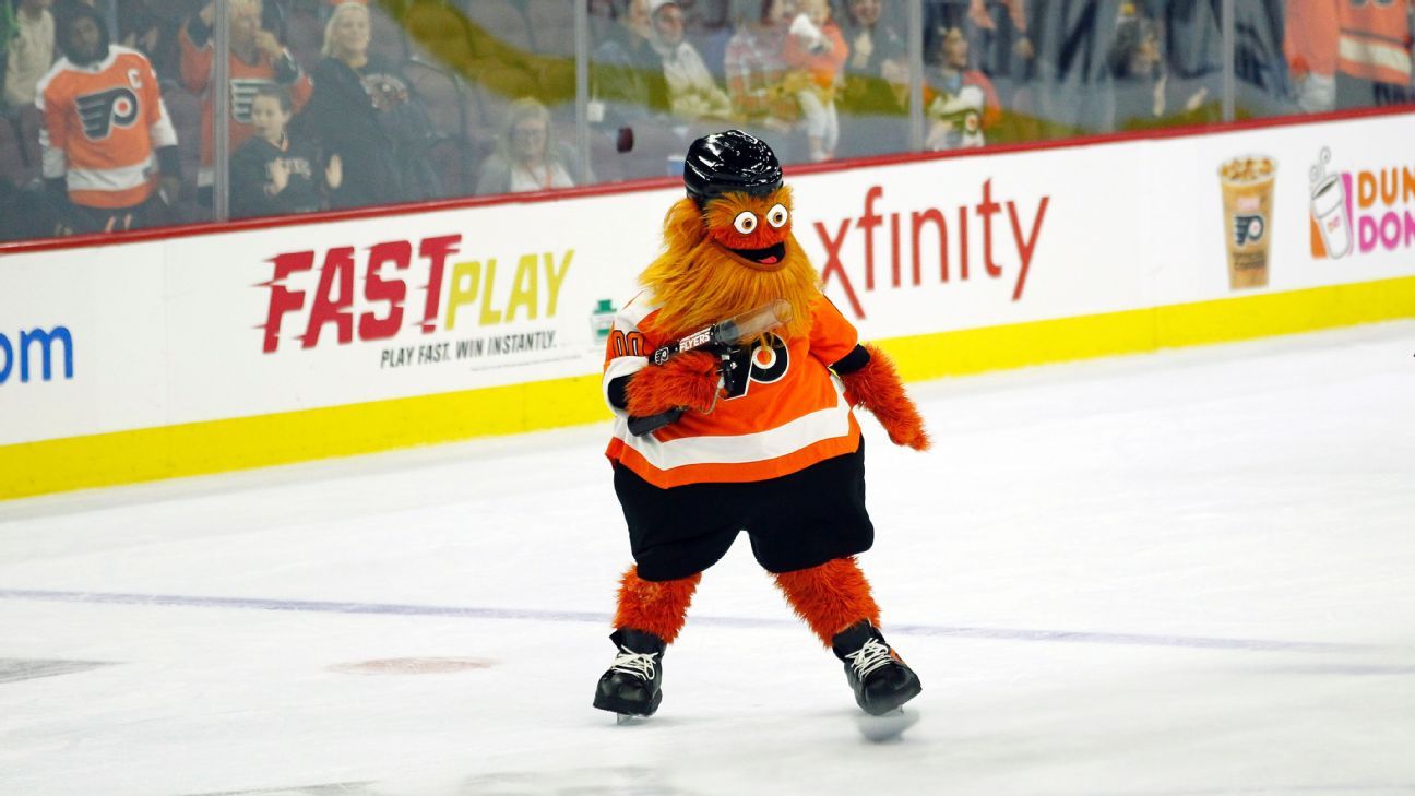 Flyers react to their new mascot, Gritty