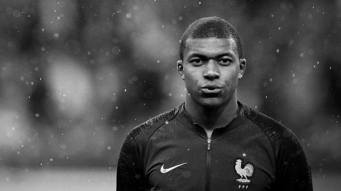 mbappe black jersey