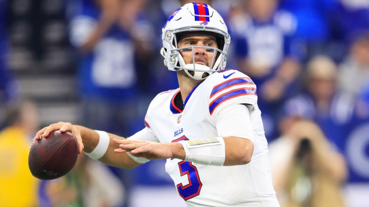 Josh Allen returns to practice, Derek Anderson officially