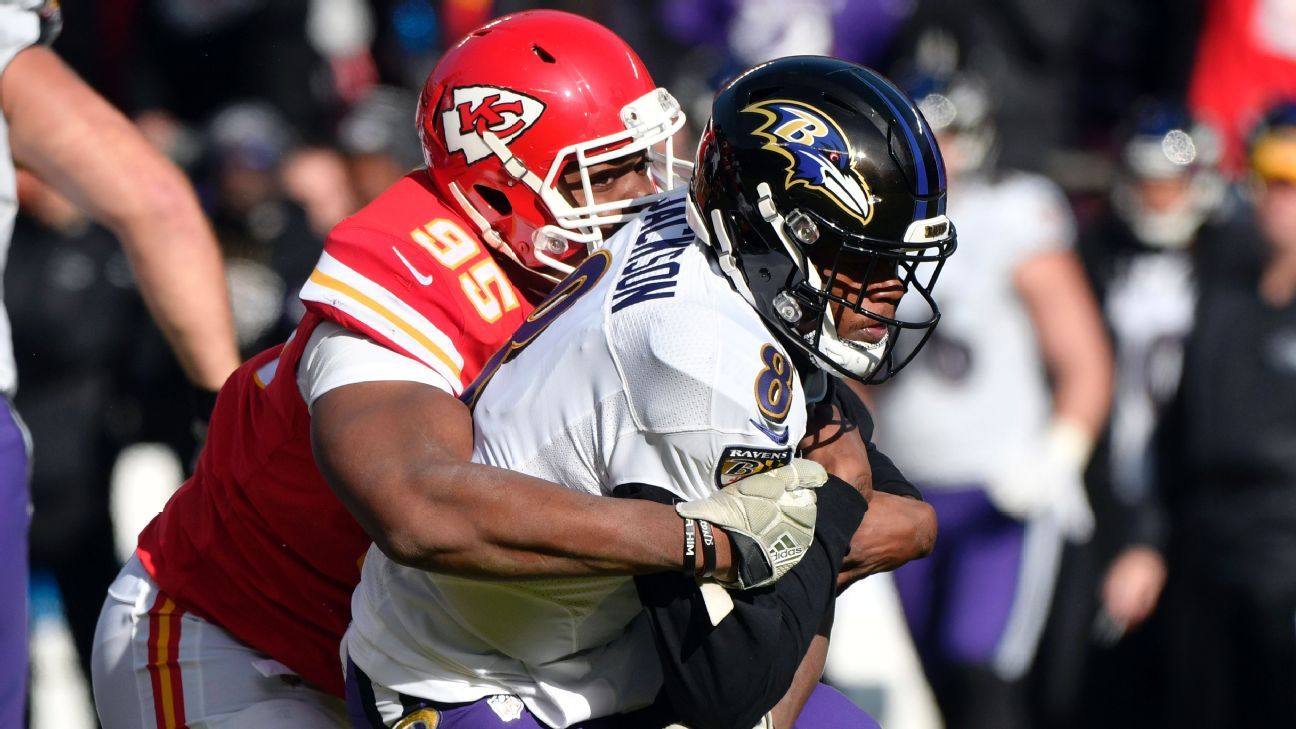 Kansas City Chiefs' Chris Jones sets record with sack in 9th straight