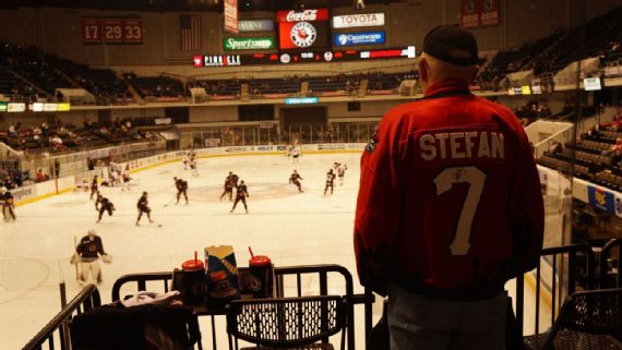 Hockey In Alabama Where Unlikely Die Hards Meet Delightful
