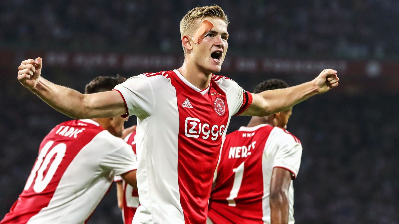 Does this ever stop?' - Ajax star De Jong tired of Barcelona