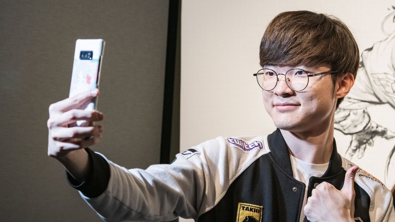 SKT's Faker talks champion picks, Griffin and his Lunar New Year