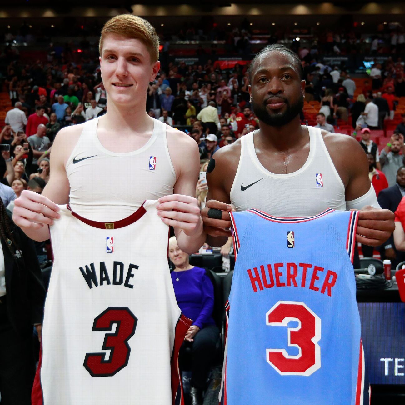 Wade shocks Hawks' Huerter with jersey swap - ESPN