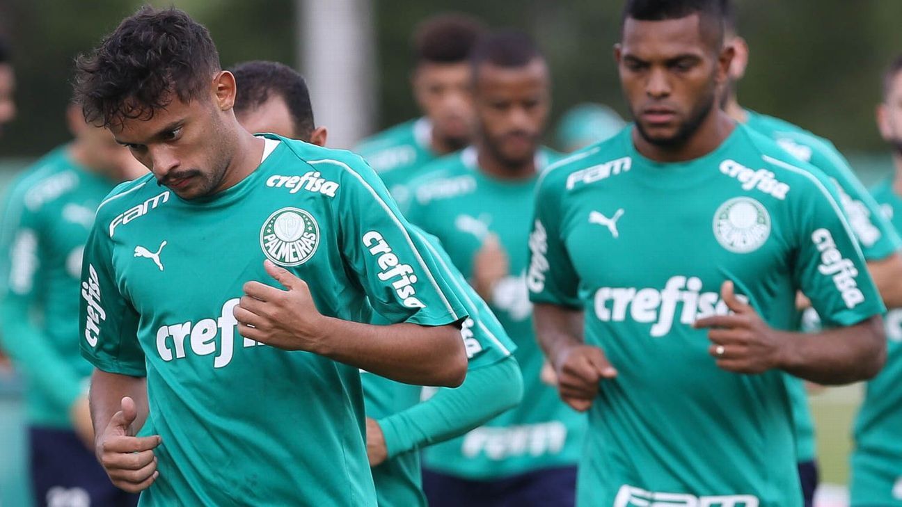A lista dos 13 jogadores do Palmeiras que estavam fora dos planos com Mano  e Mattos 