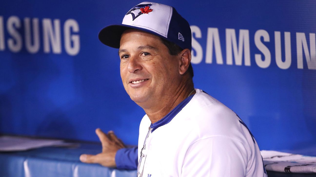 Blue Jays extend manager Charlie Montoyo's contract through 2023