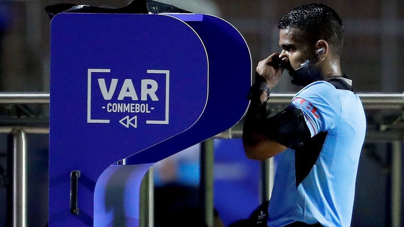 El árbitro conseguirá más de medio millón en la final de la Libertadores