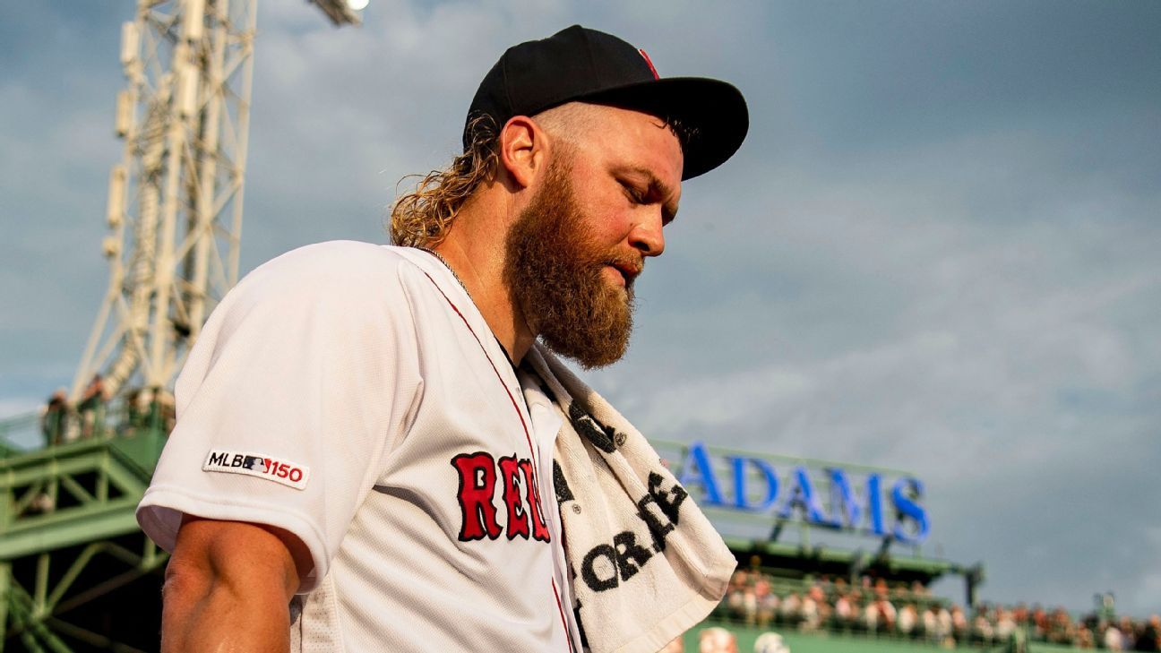 Jake Arrieta shaved his beard off