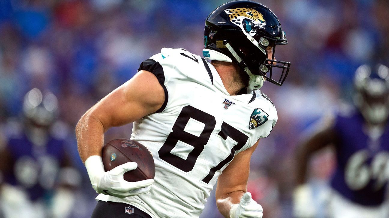 Evan Engram Injury Update: Jaguars TE Out with Hamstring Injury