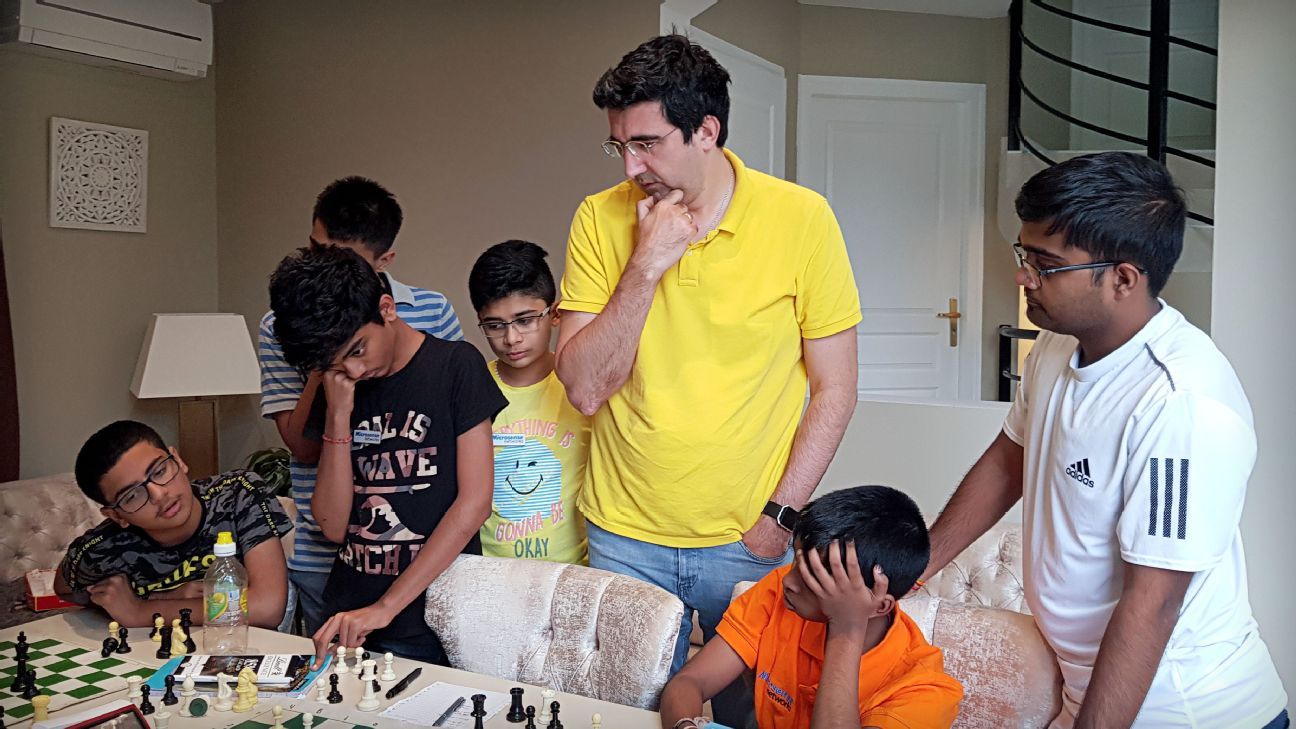 Collectible chess released for the 2008 World Chess Championship match  between V. Anand and V. Kramnik in 2008.